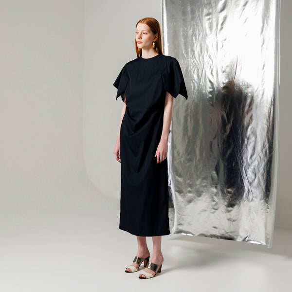 CREW-NECK WAIST DRAPE DRESS